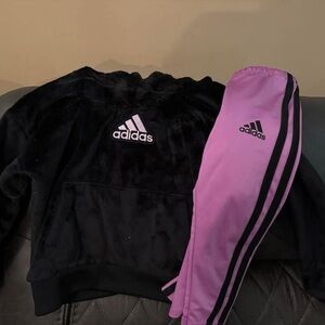 Girls 2T Adidas Set